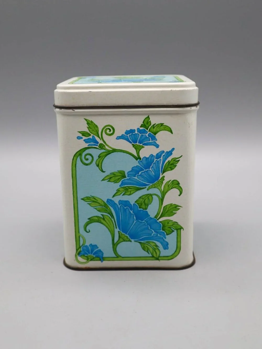 Vintage Small Floral Art Nouveau Decorative Storage Tin Blue & White 5 1/2